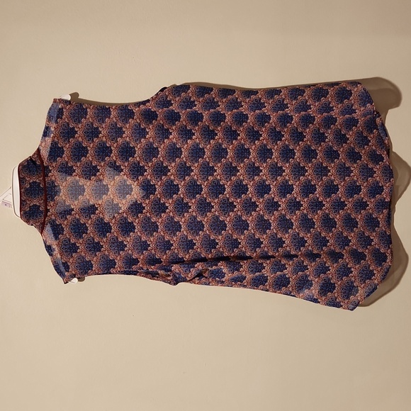 NWOT! CABI TOP - SLEEVELESS FAN BLOUSE, SMALL - Picture 10 of 10